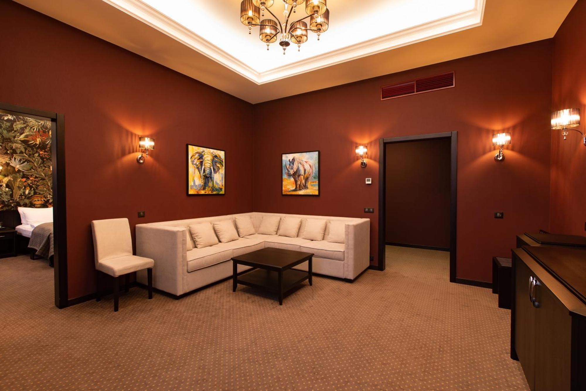 Tsunami Spa Hotel Dnipro Eksteriør billede
