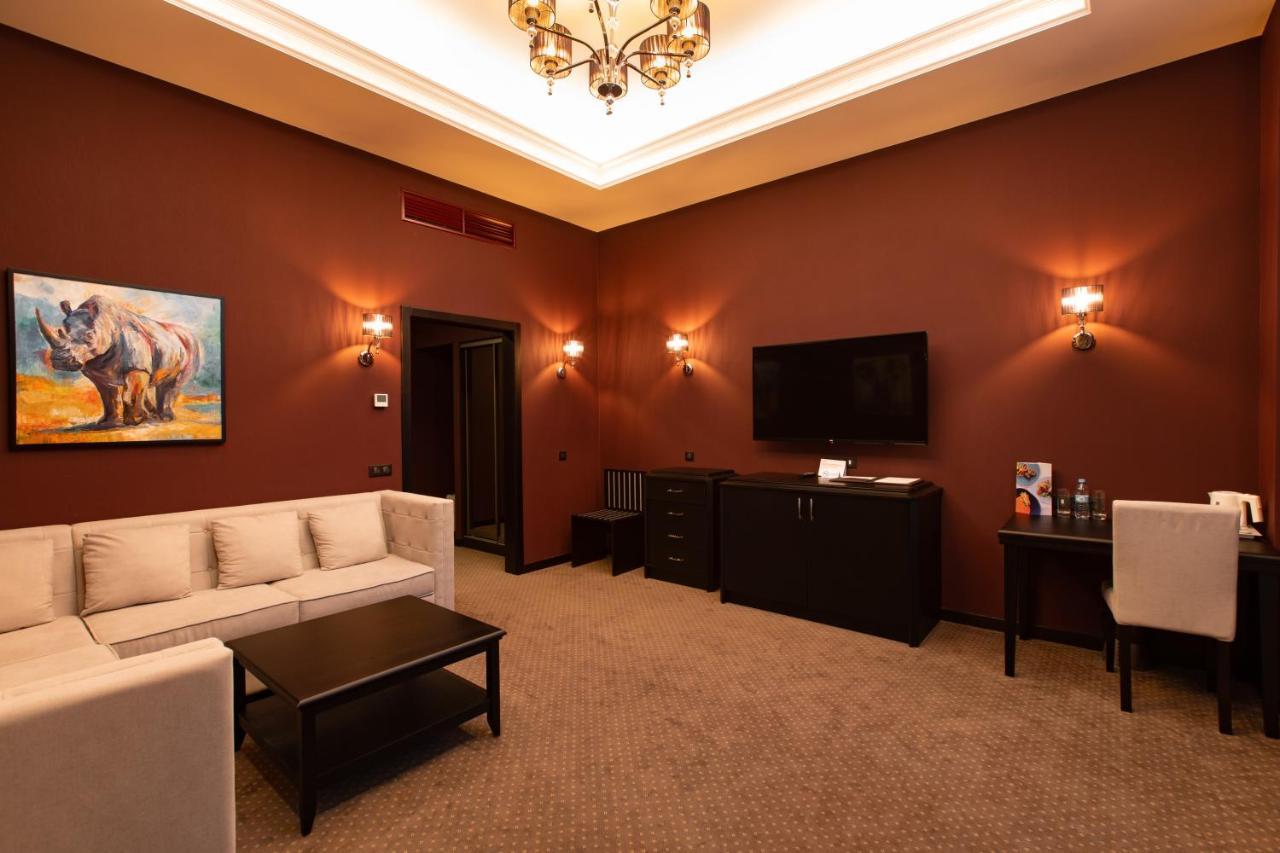 Tsunami Spa Hotel Dnipro Eksteriør billede
