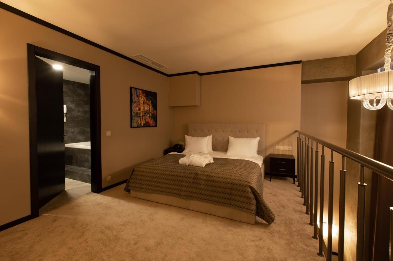 Tsunami Spa Hotel Dnipro Eksteriør billede