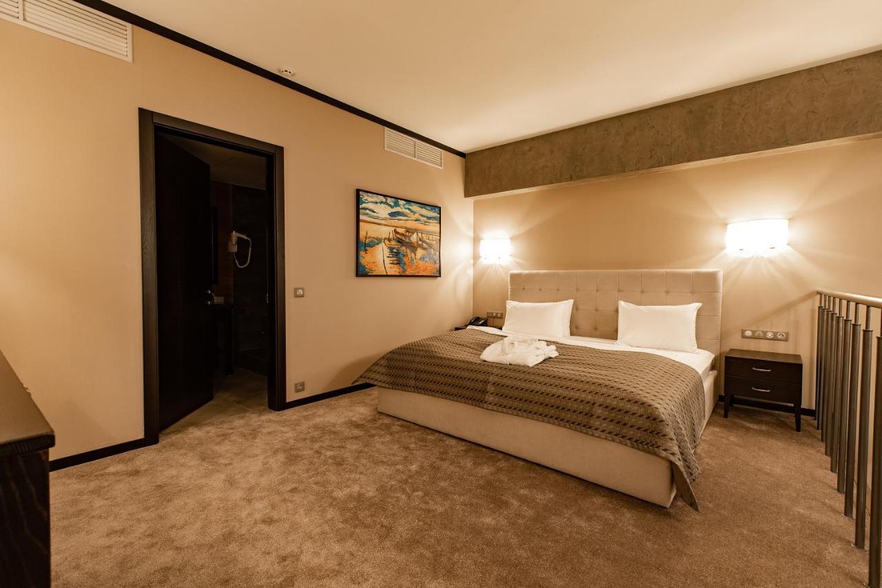 Tsunami Spa Hotel Dnipro Eksteriør billede