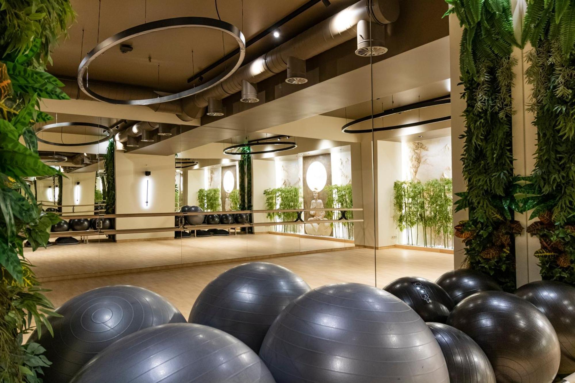 Tsunami Spa Hotel Dnipro Eksteriør billede