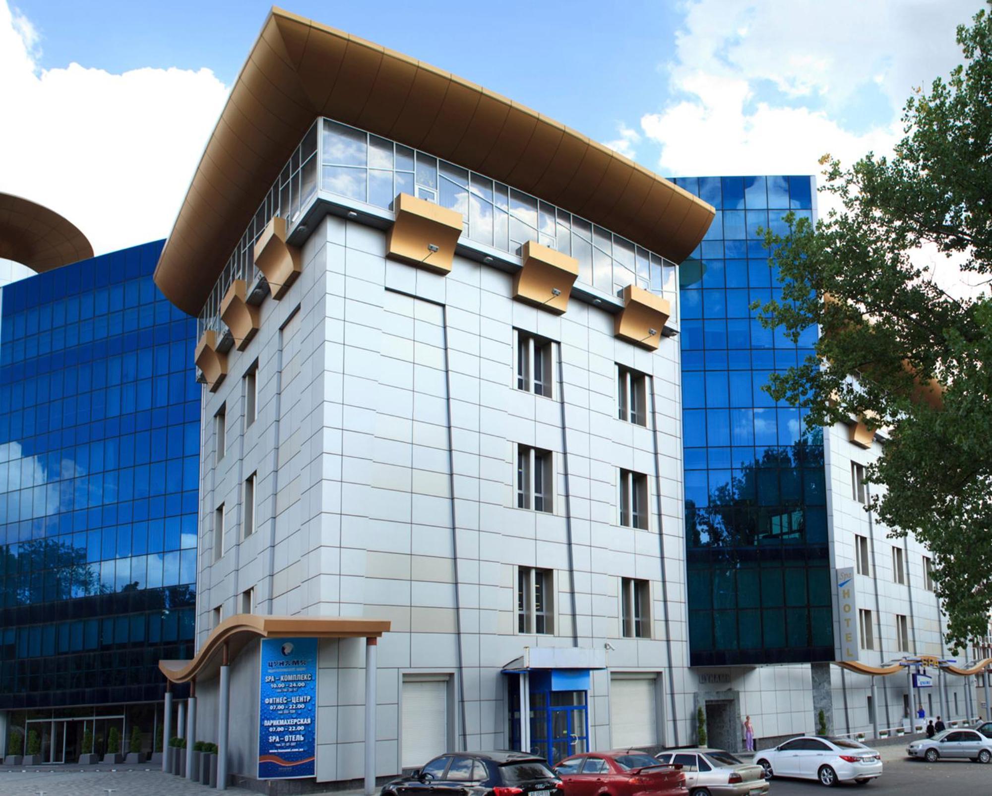 Tsunami Spa Hotel Dnipro Eksteriør billede